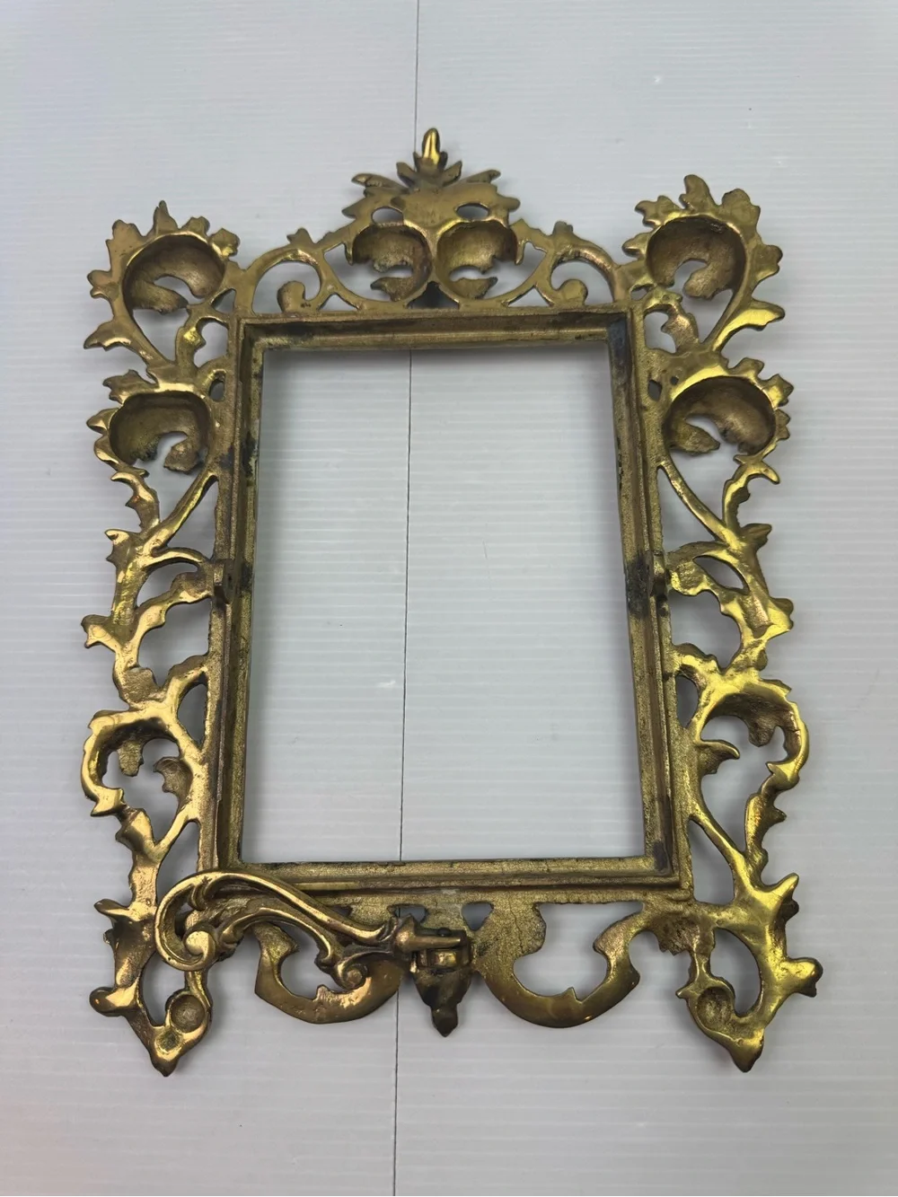 Vintage Cast Brass Picture Frame Rococo Baroque Scrollwork Tabletop Easel Back